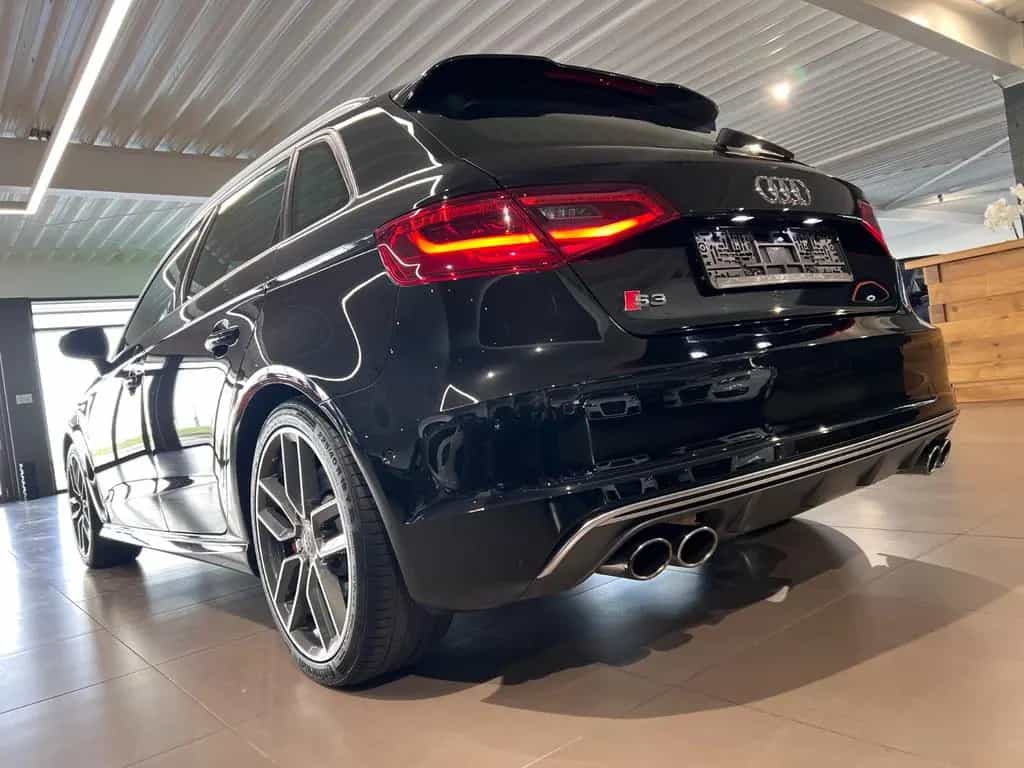 Audi S3 2.0TFSI quattro Sportback LEDER NAVI  1.HAND 01/2014-photo-5