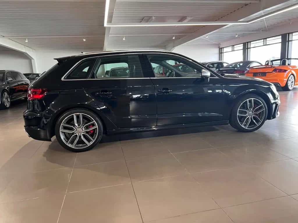 Audi S3 2.0TFSI quattro Sportback LEDER NAVI  1.HAND 01/2014-photo-8