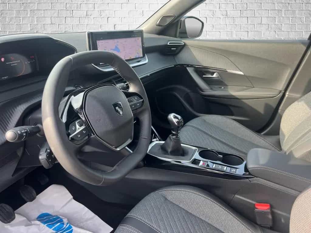 Peugeot 2008 1.2 100 Allure PureTech/Navi/LED/Sitzheiz. 05/2025-photo-11