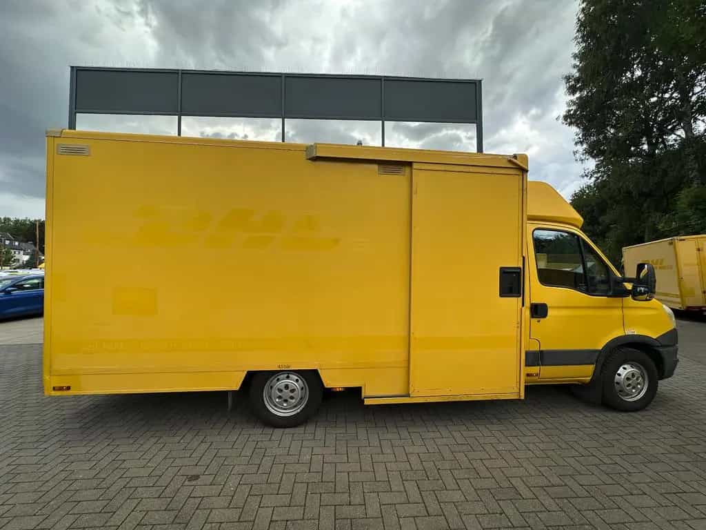 Iveco Daily T* Transporter*Postkoffer*53.000 km* 09/2012-photo-2