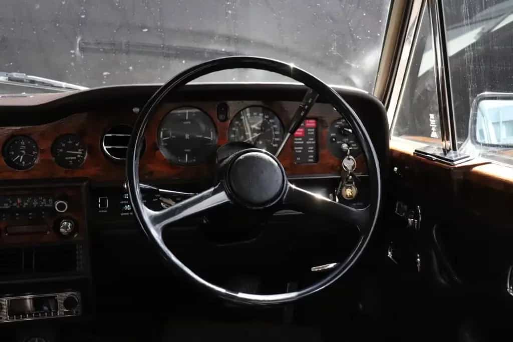 Rolls-Royce Silver Shadow 6.8 Saloon type ll RHD 11/1977-photo-12