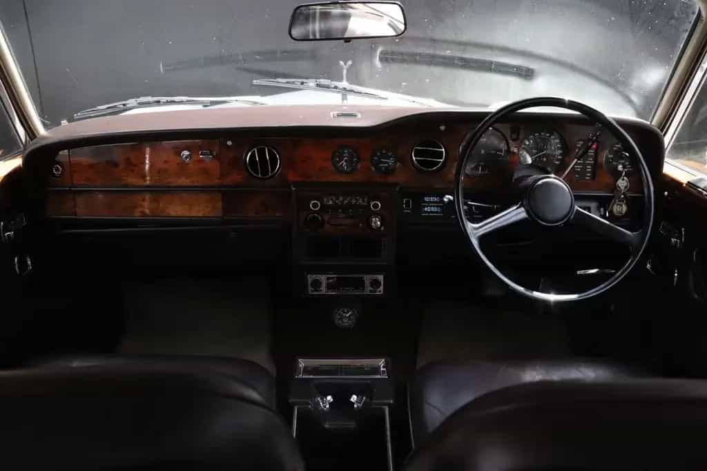 Rolls-Royce Silver Shadow 6.8 Saloon type ll RHD 11/1977-photo-13