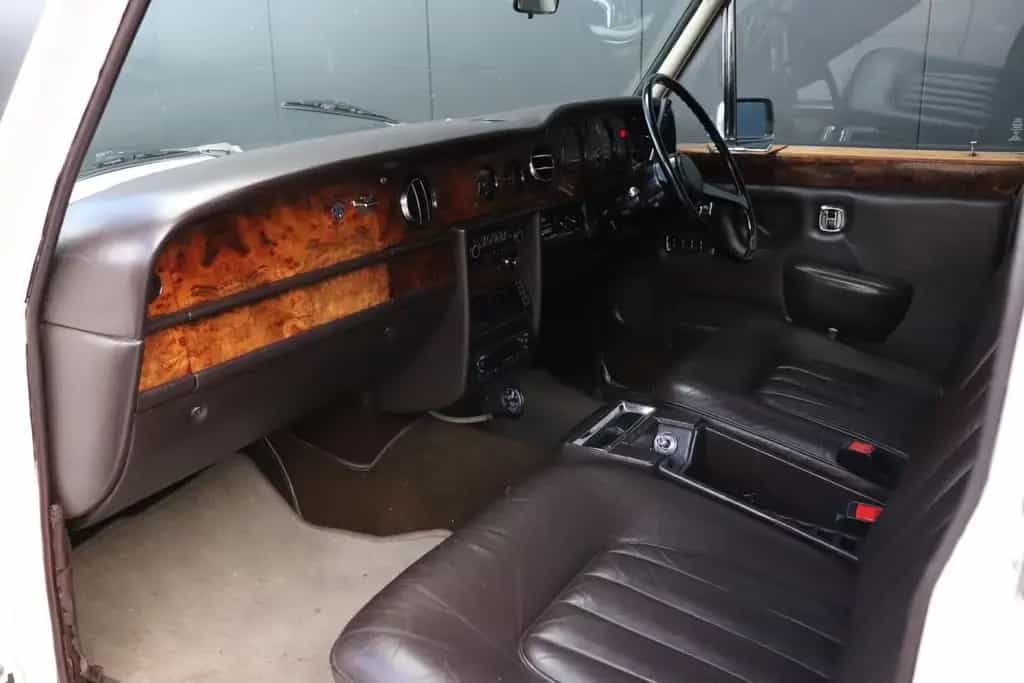 Rolls-Royce Silver Shadow 6.8 Saloon type ll RHD 11/1977-photo-4