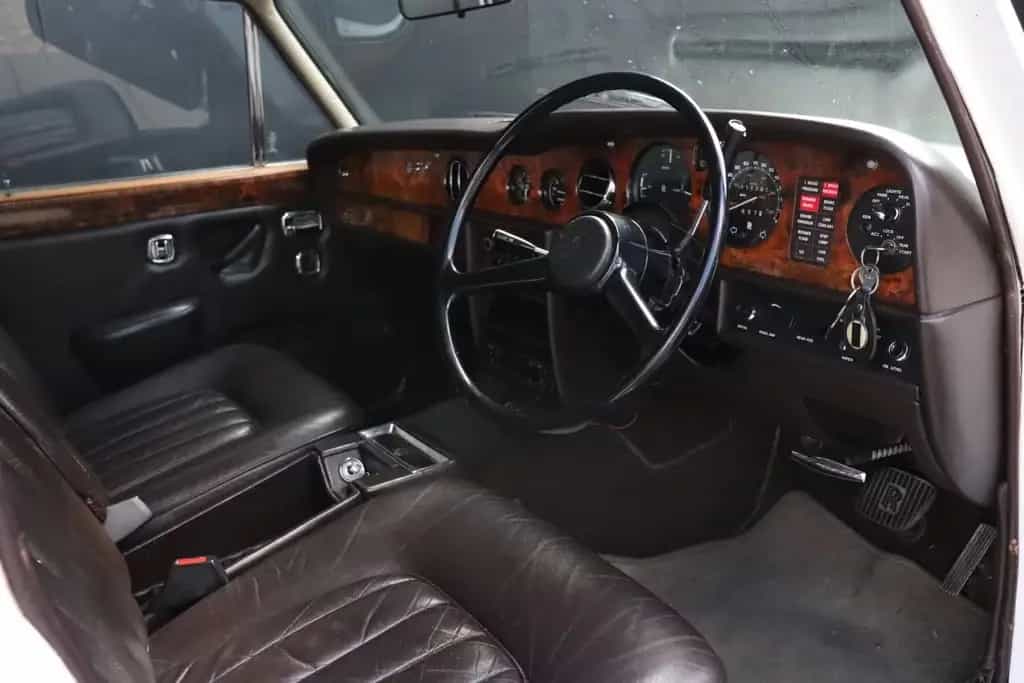 Rolls-Royce Silver Shadow 6.8 Saloon type ll RHD 11/1977-photo-6