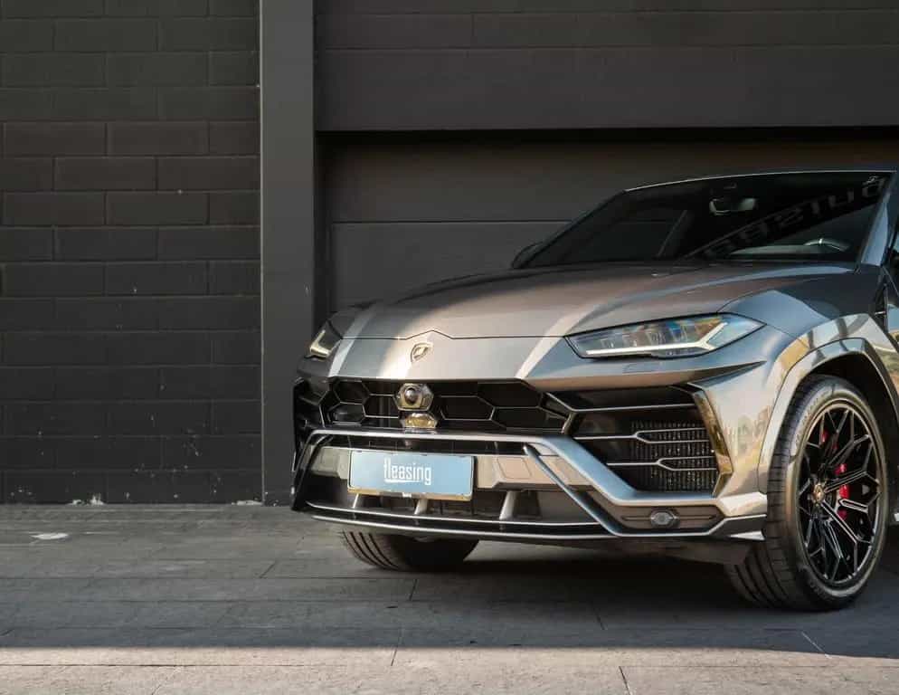 Lamborghini Urus 4.0 V8*CERAMIC*AHK*PANO*SOFT-CLOSE 11/2019-photo-1