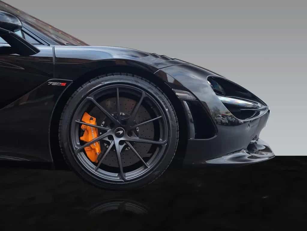 McLaren 750S Spider null-photo-14