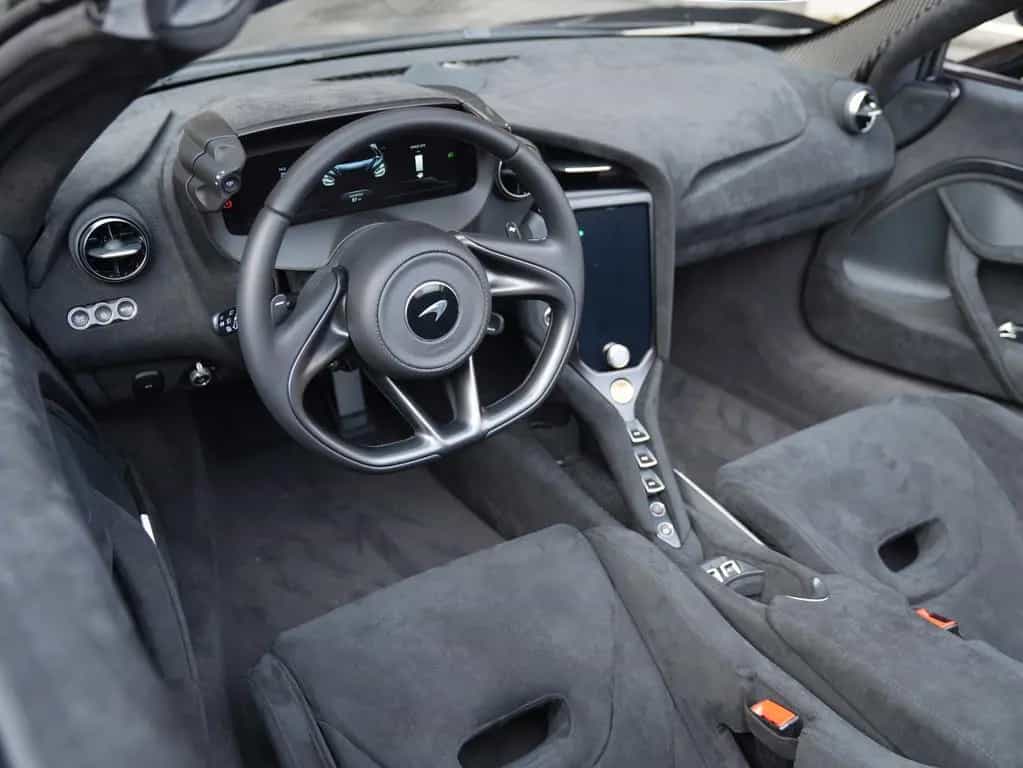 McLaren 750S Spider null-photo-16
