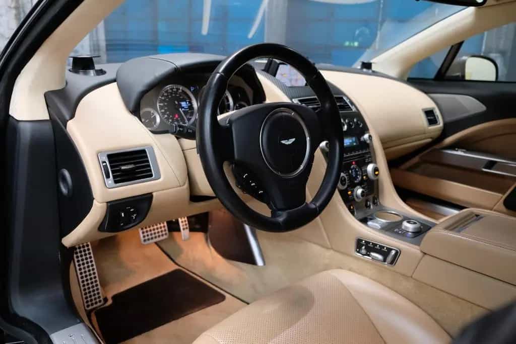 Aston Martin Rapide 6.0 V12 DVD im Fond*B&O*Voll 11/2010-photo-14