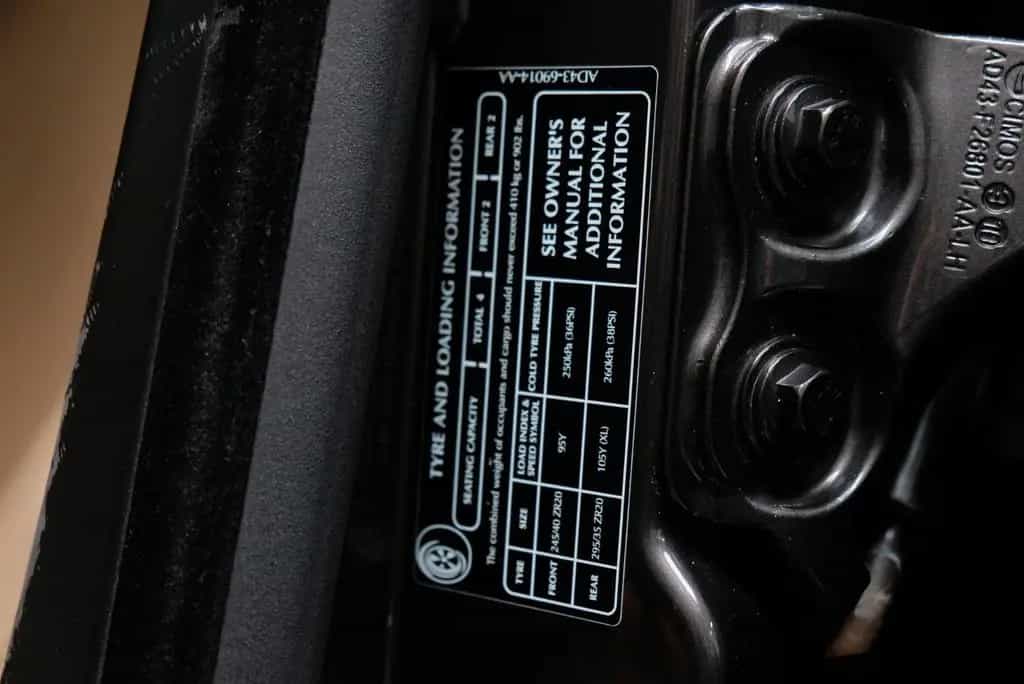 Aston Martin Rapide 6.0 V12 DVD im Fond*B&O*Voll 11/2010-photo-35