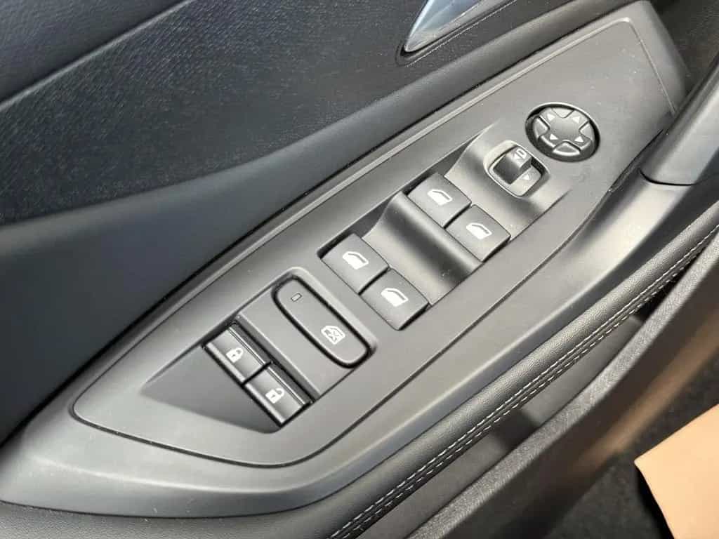 Peugeot 308 Allure Pack Automatik |Kamera|SHZ|ACC|LED| 02/2023-photo-16