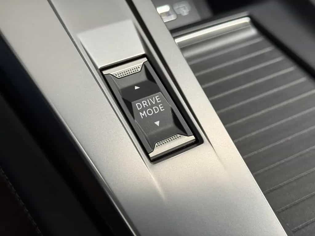 Peugeot 308 Allure Pack Automatik |Kamera|SHZ|ACC|LED| 02/2023-photo-27