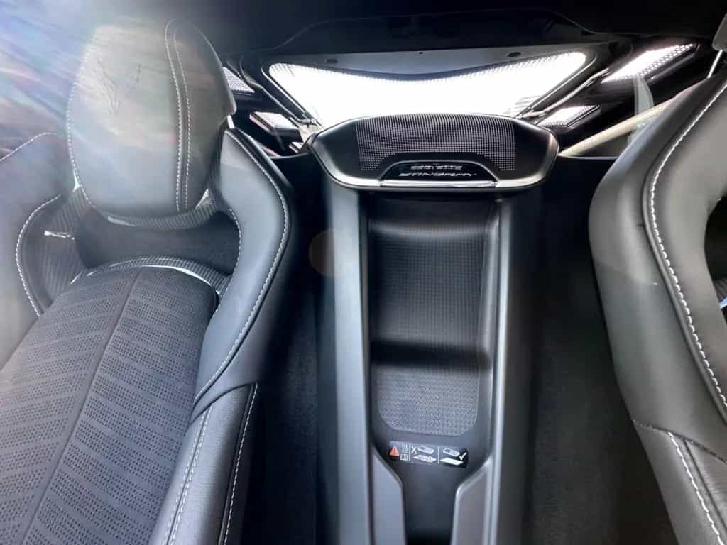 Corvette C8 3LT EU FRONT LIFT SUEDE INTERIOR CARBON FLASH null-photo-21