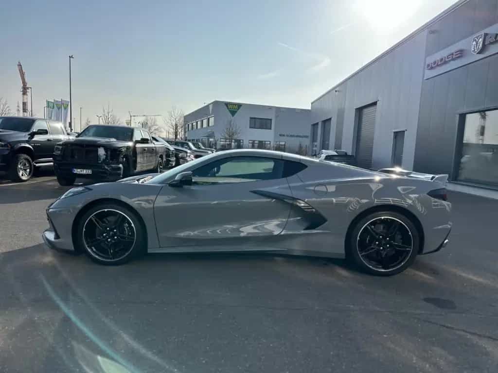 Corvette C8 3LT EU FRONT LIFT SUEDE INTERIOR CARBON FLASH null-photo-3