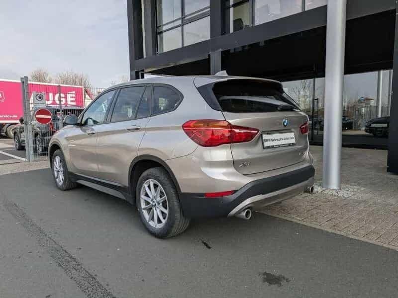 BMW X1 sDrive20i Advantage LED. AHK. Sportsitze. PDC 10/2020-photo-2