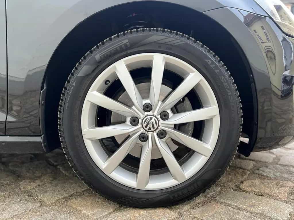 Volkswagen Golf VII 1.4 TSI Variant Lounge+Bi-X+TWA+TEMPO 08/2015-photo-25