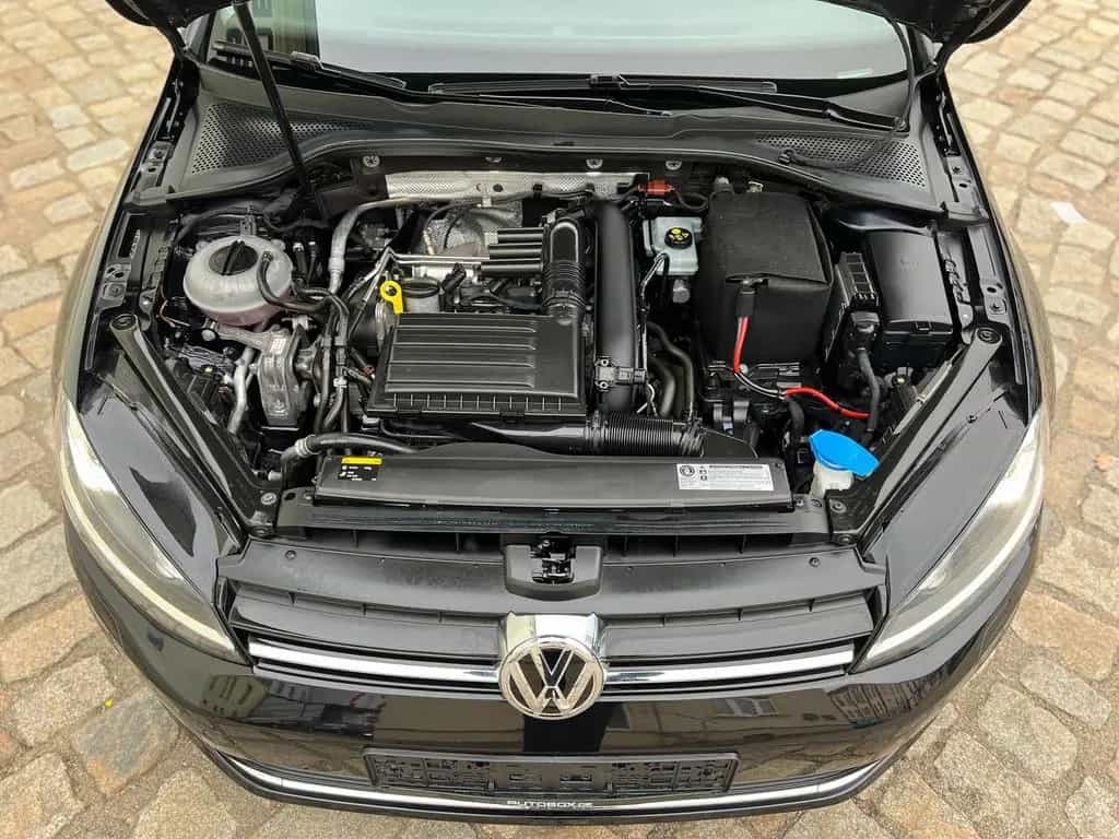 Volkswagen Golf VII 1.4 TSI Variant Lounge+Bi-X+TWA+TEMPO 08/2015-photo-26