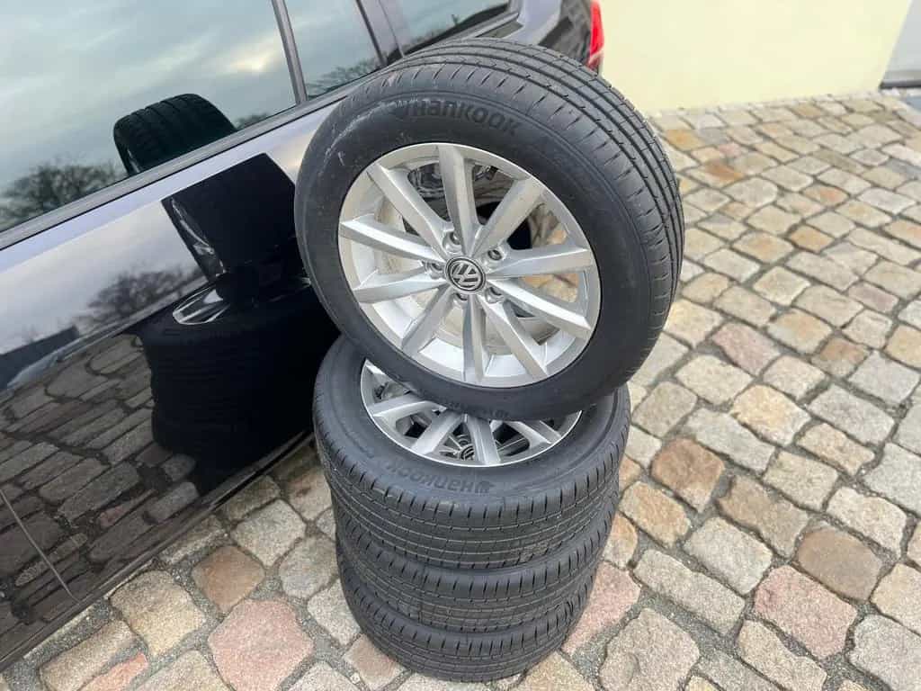 Volkswagen Golf VII 1.4 TSI Variant Lounge+Bi-X+TWA+TEMPO 08/2015-photo-27