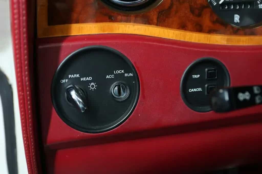 Rolls-Royce Corniche III Cabrio mit Airbag und ABS ! 07/1991-photo-16
