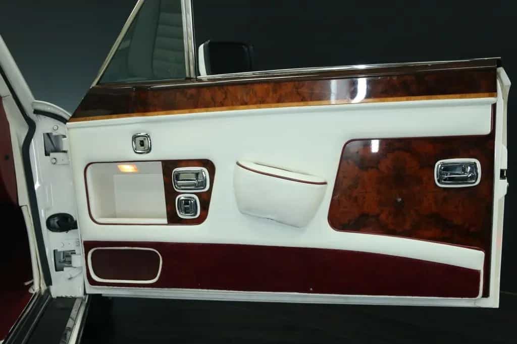 Rolls-Royce Corniche III Cabrio mit Airbag und ABS ! 07/1991-photo-29