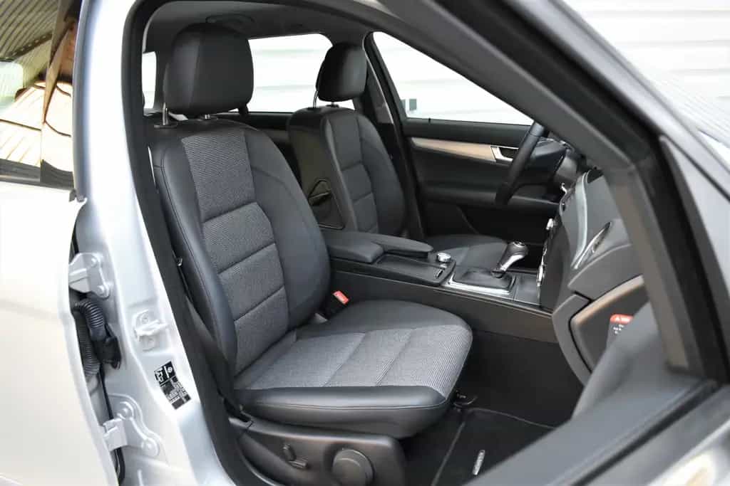 Mercedes-Benz C 180 T CGI Avantgarde+Bi-Xenon+SHZ+Tempomat 04/2014-photo-9
