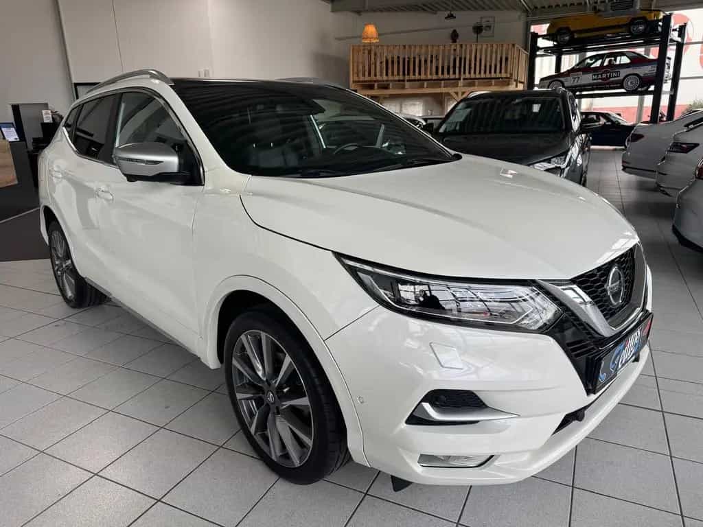 Nissan Qashqai Tekna Automatik*Leder*Pano*LED*RFK*Bose* 02/2020-photo-2