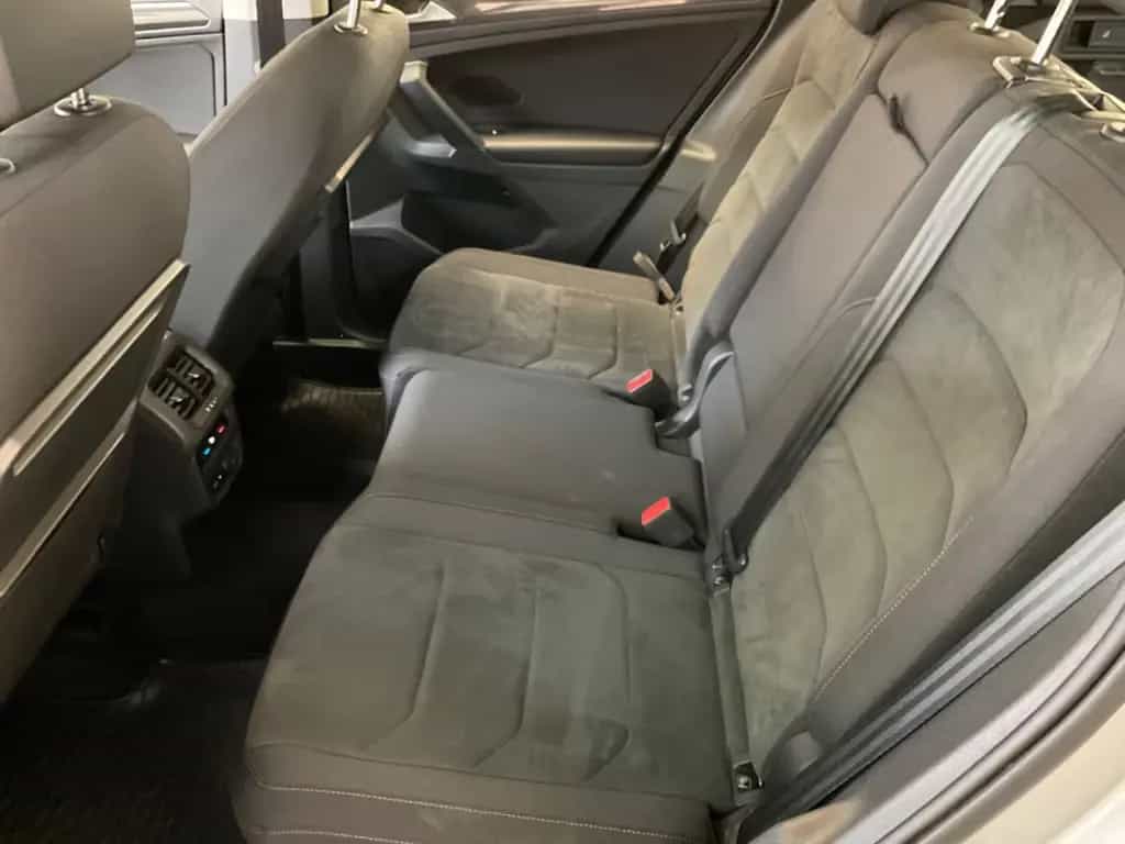 Volkswagen Tiguan 10/2018-photo-26