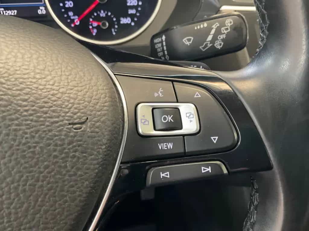 Volkswagen Tiguan 10/2018-photo-34