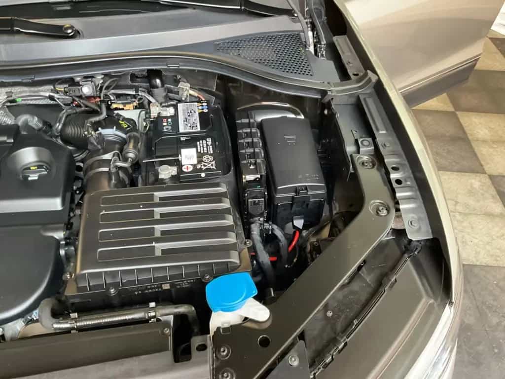 Volkswagen Tiguan 10/2018-photo-41