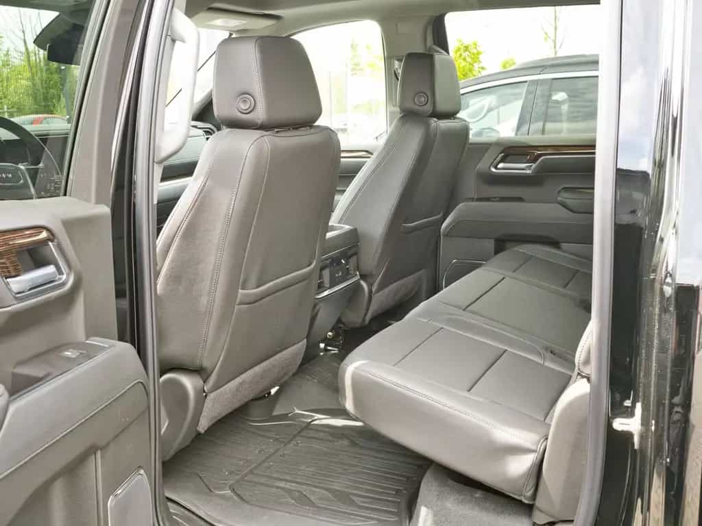 GMC Sierra 2026 Sierra Elevation AWD Diesel null-photo-13