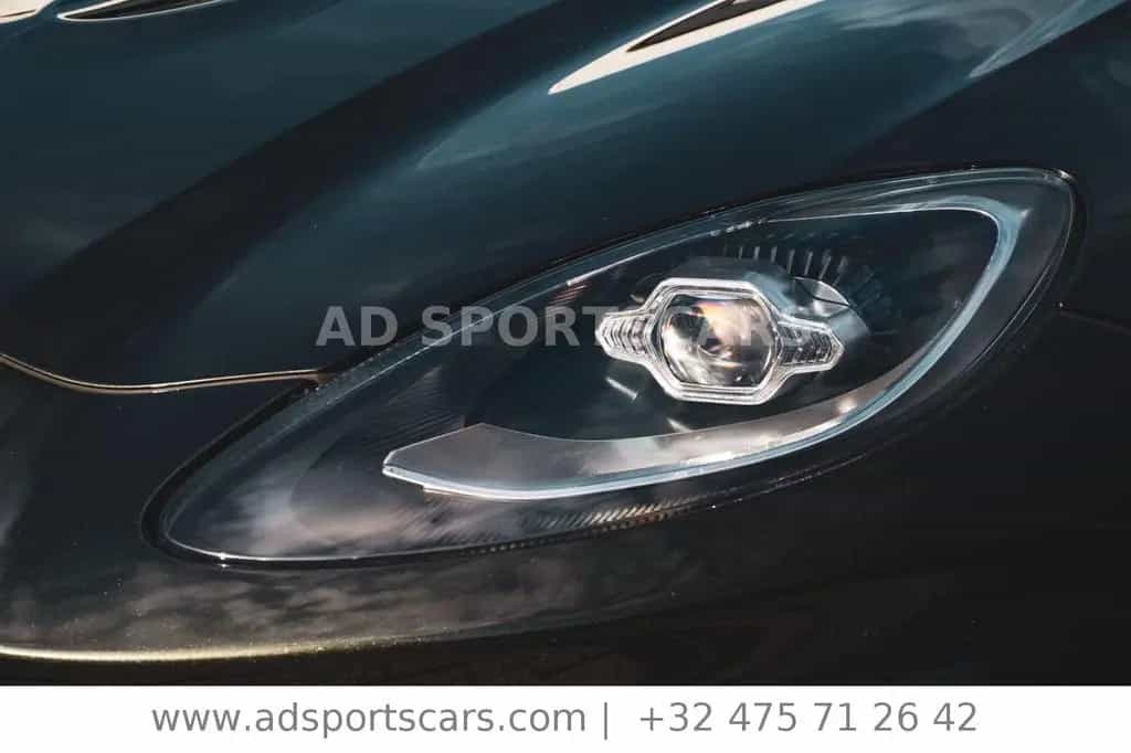 Aston Martin DBX 4.0 V8 03/2022-photo-10