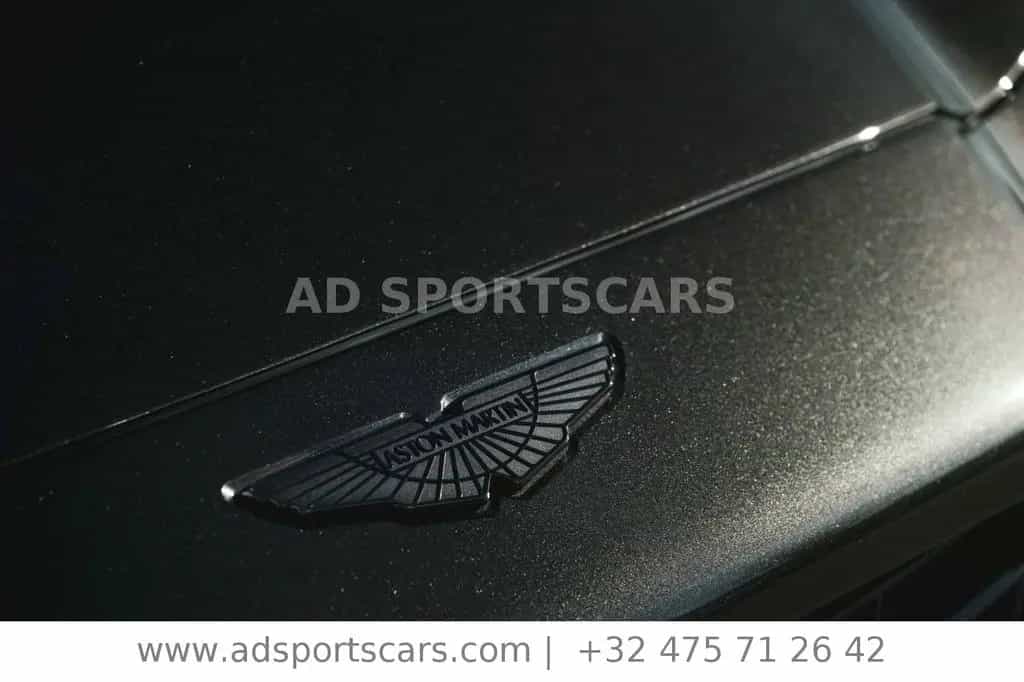 Aston Martin DBX 4.0 V8 03/2022-photo-11