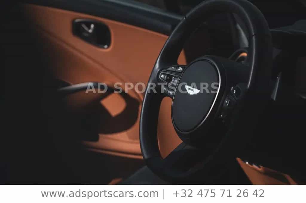 Aston Martin DBX 4.0 V8 03/2022-photo-15