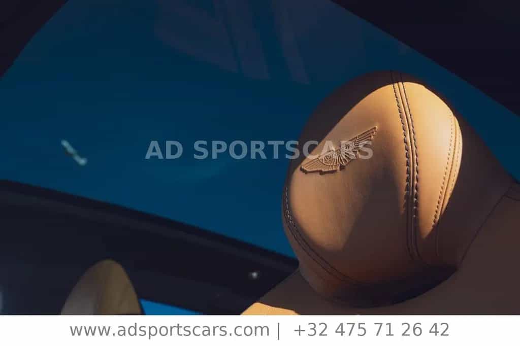 Aston Martin DBX 4.0 V8 03/2022-photo-17