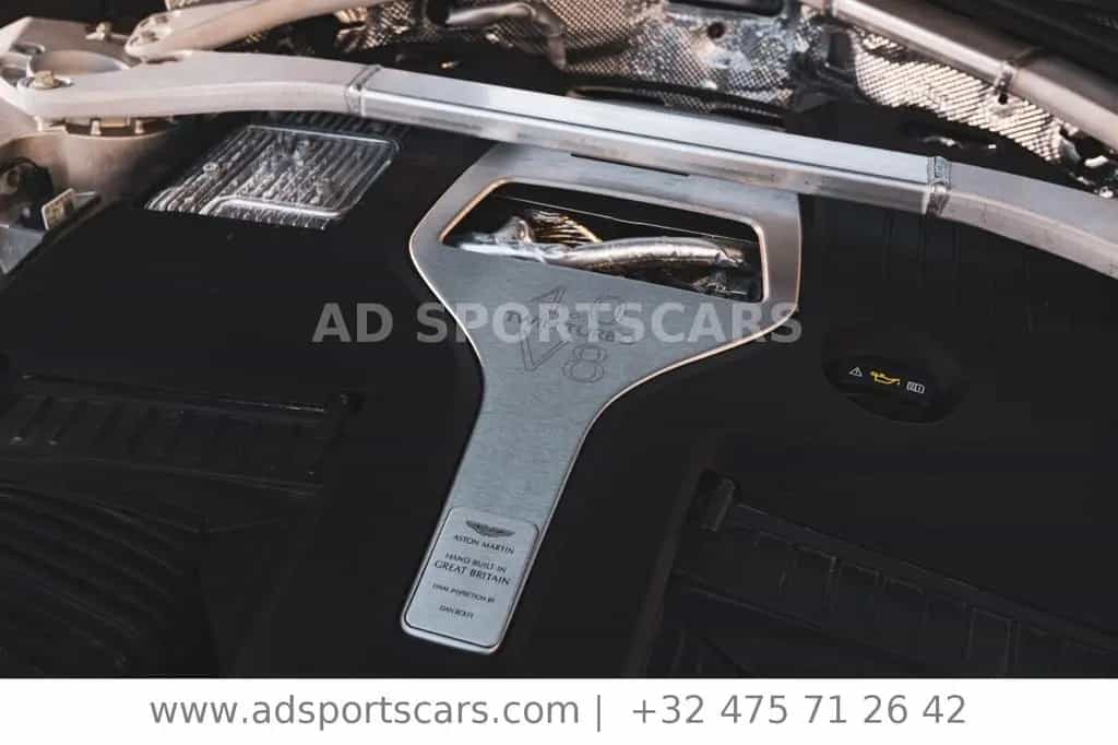 Aston Martin DBX 4.0 V8 03/2022-photo-26