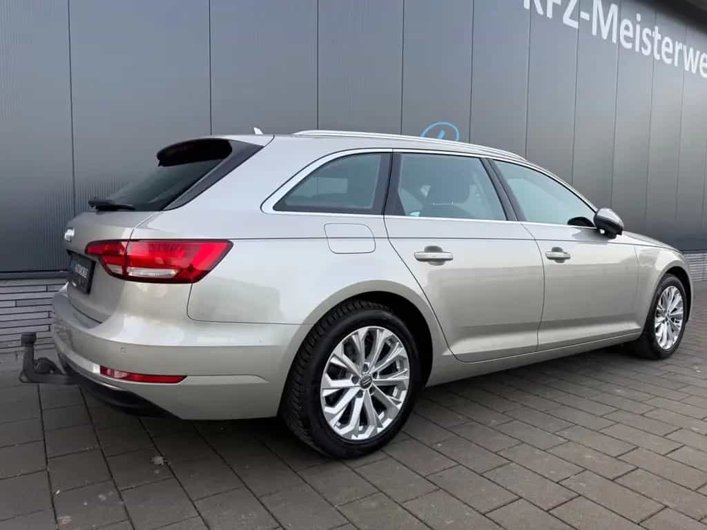 Audi A4 Avant design *Xenon*Tempomat*SHZ*PDC* 03/2017-photo-4