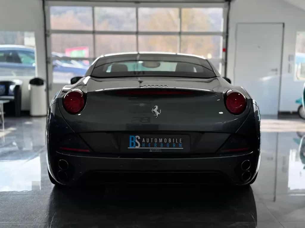 Ferrari California 4.3 V8/Daytona/Cuoio/Scuderia/Kamera 05/2010-photo-9