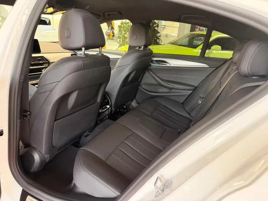 BMW 5 Series 530d M-Paket M5 Original Optik Paket 01/2021-photo-15