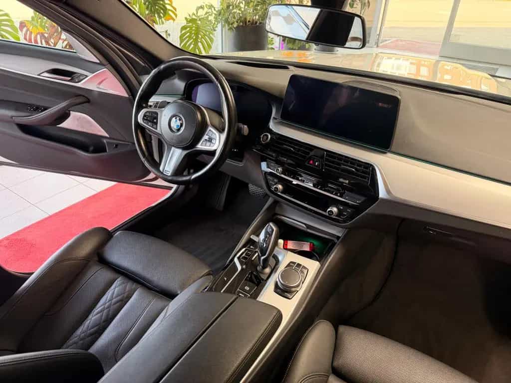 BMW 5 Series 530d M-Paket M5 Original Optik Paket 01/2021-photo-23