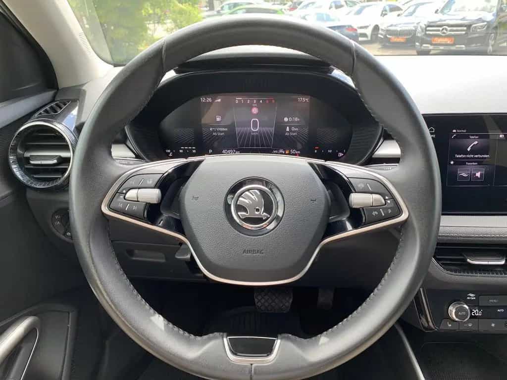 Skoda Fabia 1.5TSI DSG Selection Kamera+dig.Display 09/2024-photo-15