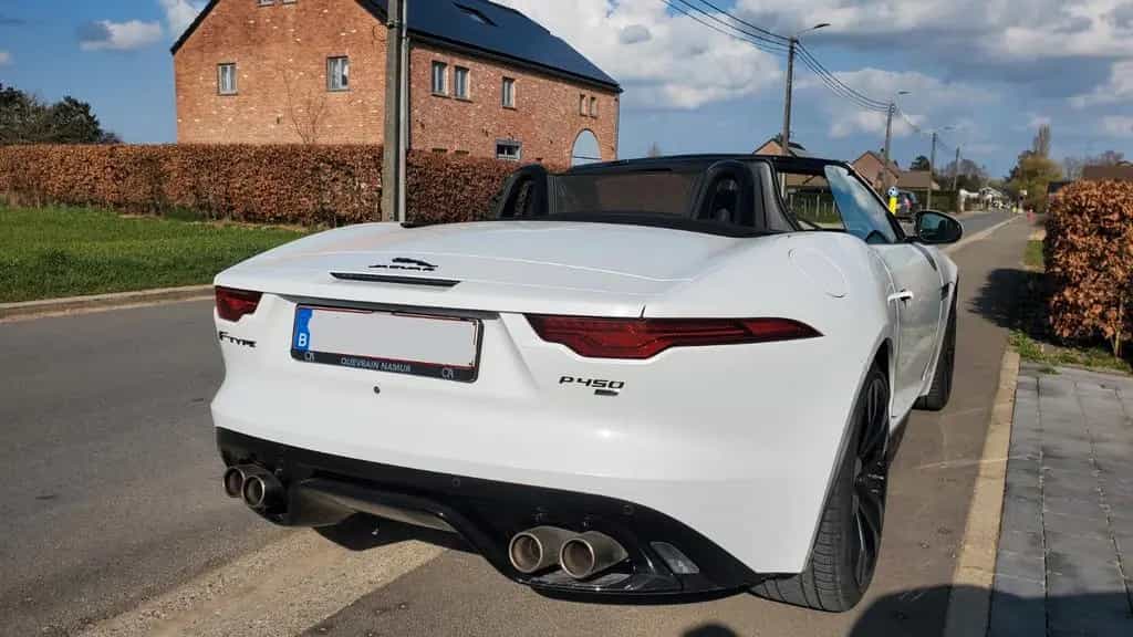 Jaguar F-Type P450 AWD R-DYNAMIC Convertible 01/2022-photo-5