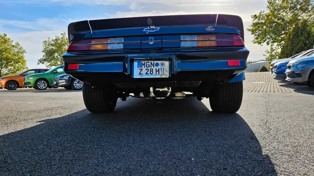 Chevrolet Camaro Berlinetta Targa 5,7 Z28 Clone - Oldtimer 06/1979-photo-17