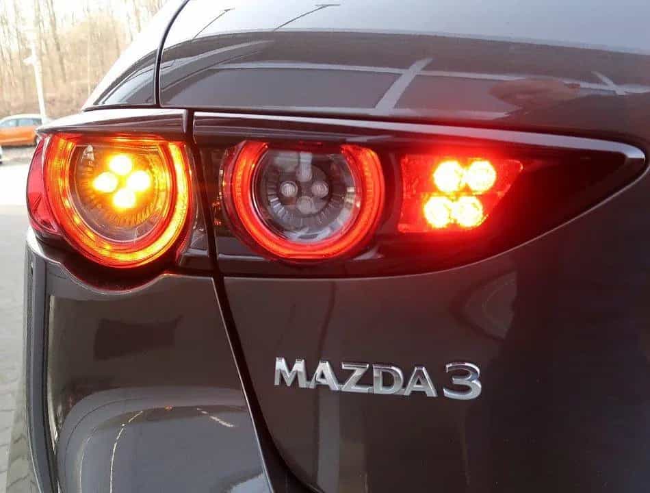 Mazda 3 SELECTION*360°Monitoring*Matrix LED*lückenl.Sc 12/2019-photo-10