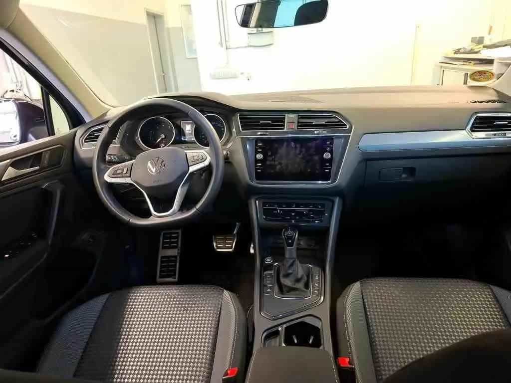 Volkswagen Tiguan 1.5 TSI DSG Active DAB+ IQDrive Navi Ease 02/2023-photo-4