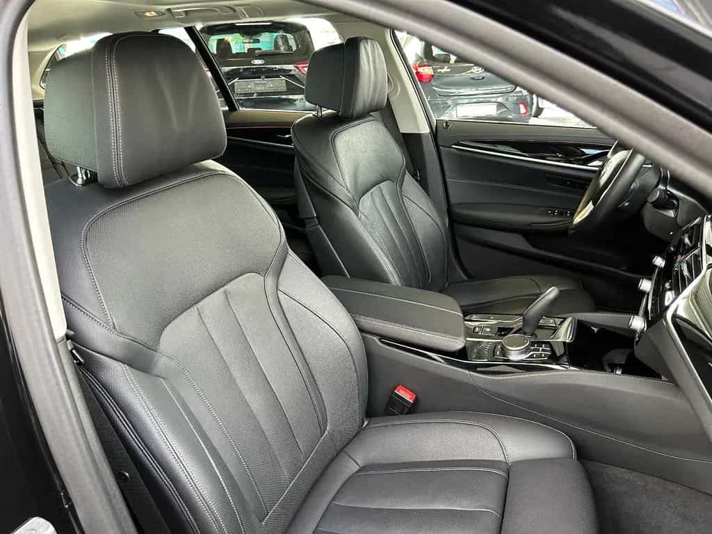 BMW 5 Series 520d xDrive Touring Laserlicht, Kamera, ACC, HUD 11/2022-photo-12