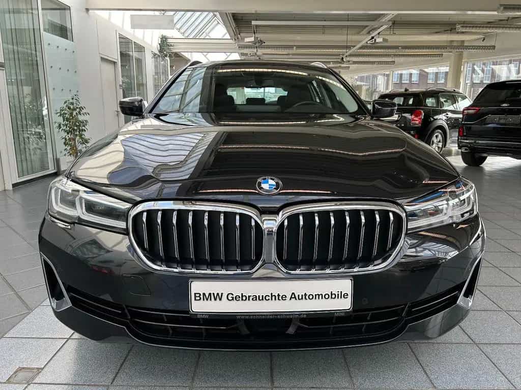 BMW 5 Series 520d xDrive Touring Laserlicht, Kamera, ACC, HUD 11/2022-photo-4