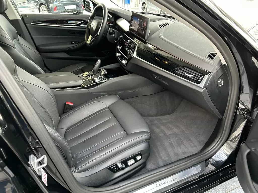 BMW 5 Series 520d xDrive Touring Laserlicht, Kamera, ACC, HUD 11/2022-photo-7