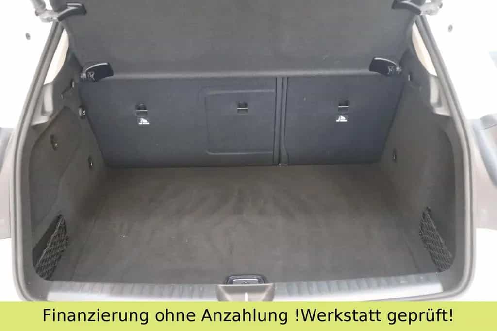 Mercedes-Benz GLA 200 CDI / d*PANO*PDC*KEYLESS-GO*ACC 10/2017-photo-35
