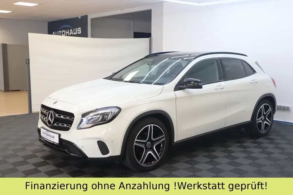 Mercedes-Benz GLA 200 CDI / d*PANO*PDC*KEYLESS-GO*ACC 10/2017-photo-8