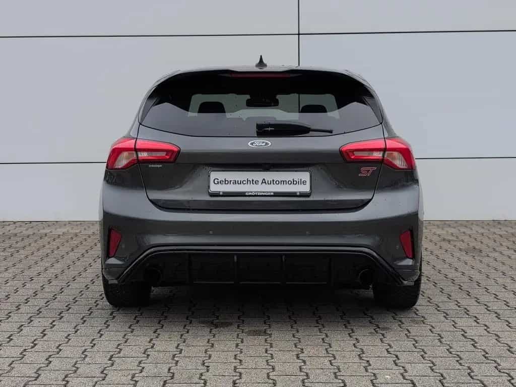 Ford Focus 2.3 EcoBoost S&S ST mit Styling-Paket RFK 07/2020-photo-4
