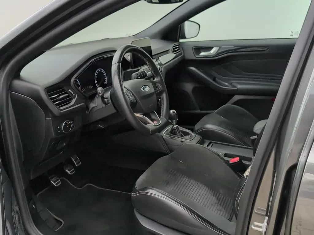 Ford Focus 2.3 EcoBoost S&S ST mit Styling-Paket RFK 07/2020-photo-6